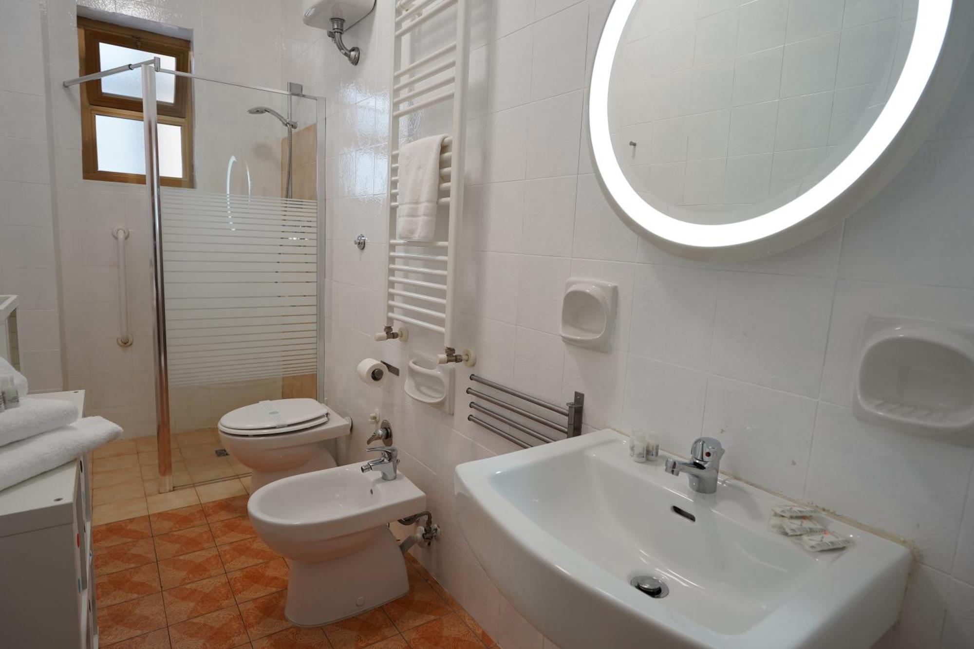 Abate Gimma Apartment 10 Minutes From St Nicholas Cathedral 巴里 外观 照片